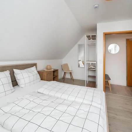 Holiday home Perlebuedchen