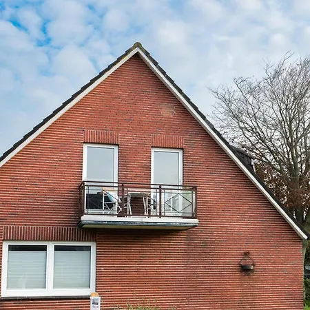 Holiday home Perlebuedchen Busum