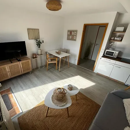 Holiday home Perlebuedchen Busum